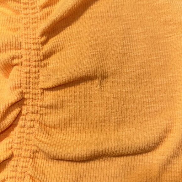 GAP S Orange Ribbed V-Neck Short Sleeve Ruched Front Tee - Picture 9 of 10